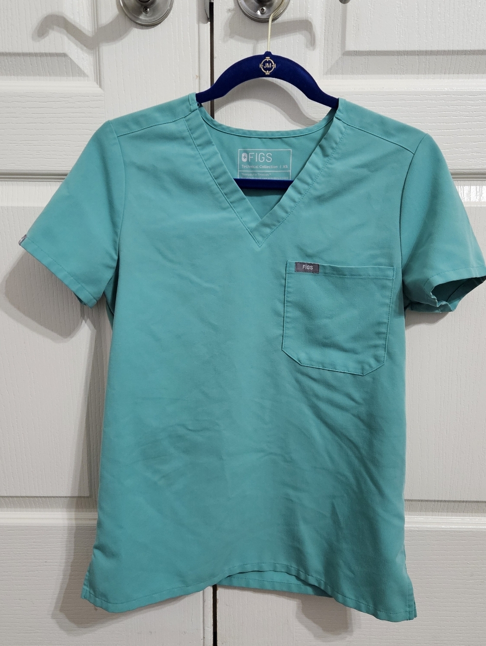 EUC XS Women's FIGS Catarina One Pocket Scrub Top - Marine